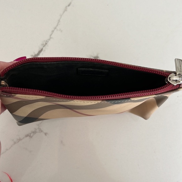 Used Burberry Mini Cosmetic Bag - Picture 4 of 4